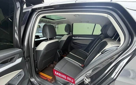 Volkswagen Golf VIII, 2022 год, 1 720 000 рублей, 10 фотография