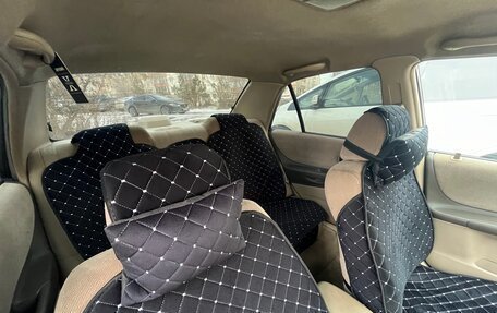 Mazda Familia, 2002 год, 400 000 рублей, 6 фотография