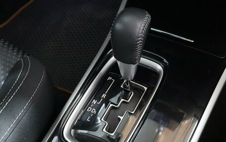 Mitsubishi Outlander III рестайлинг 3, 2019 год, 1 919 000 рублей, 10 фотография