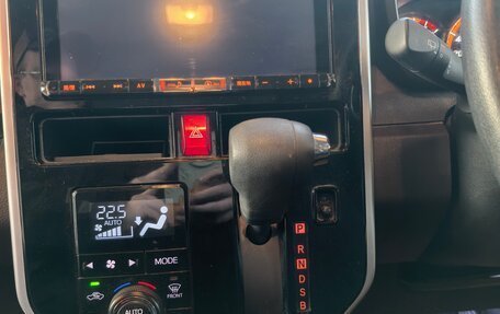 Toyota Tank I, 2019 год, 1 130 000 рублей, 9 фотография