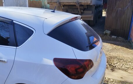 Opel Astra J, 2013 год, 650 000 рублей, 3 фотография