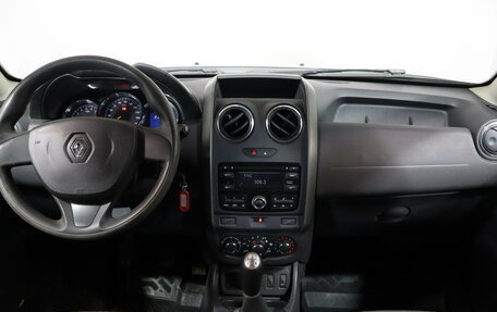 Renault Duster I рестайлинг, 2017 год, 919 000 рублей, 7 фотография