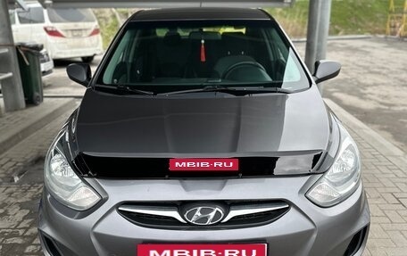 Hyundai Solaris II рестайлинг, 2011 год, 709 000 рублей, 6 фотография