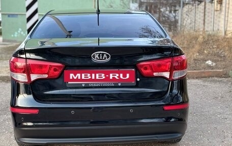 KIA Rio III рестайлинг, 2015 год, 690 000 рублей, 2 фотография