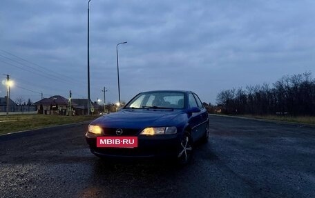 Opel Vectra B рестайлинг, 1998 год, 145 000 рублей, 2 фотография