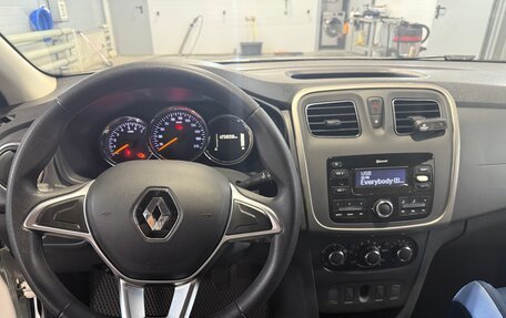 Renault Logan II, 2019 год, 890 000 рублей, 10 фотография