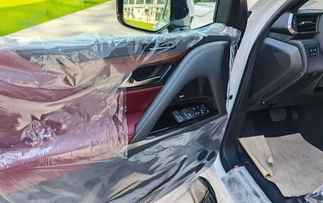 Lexus LX, 2025 год, 28 200 000 рублей, 2 фотография