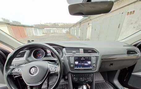 Volkswagen Tiguan II, 2017 год, 2 250 000 рублей, 12 фотография