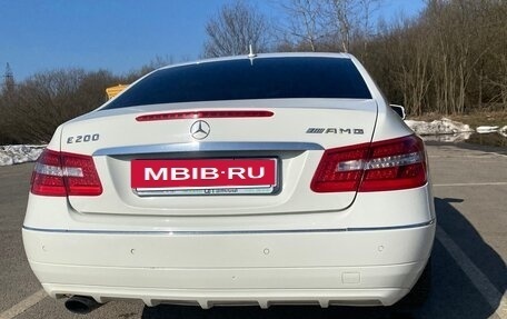 Mercedes-Benz E-Класс, 2011 год, 1 050 000 рублей, 3 фотография