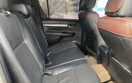 Toyota Hilux VIII, 2020 год, 5 100 000 рублей, 2 фотография