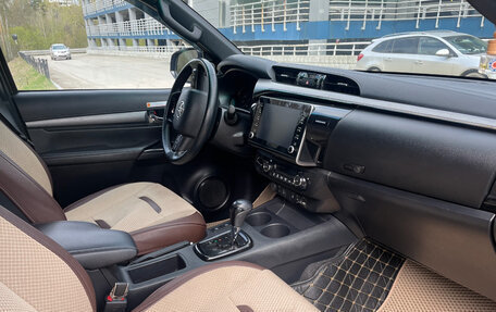 Toyota Hilux VIII, 2020 год, 5 100 000 рублей, 8 фотография