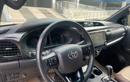 Toyota Hilux VIII, 2020 год, 5 100 000 рублей, 10 фотография