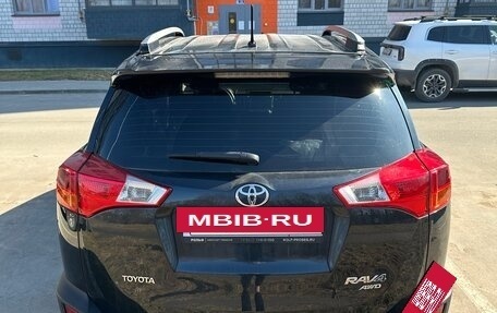 Toyota RAV4, 2015 год, 2 100 000 рублей, 4 фотография