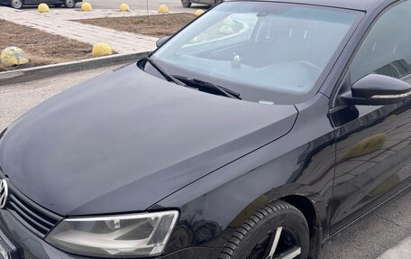 Volkswagen Jetta VI, 2013 год, 1 049 000 рублей, 11 фотография