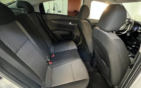 KIA Rio IV, 2019 год, 1 500 000 рублей, 14 фотография