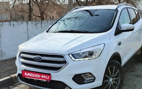 Ford Kuga III, 2017 год, 1 950 000 рублей, 4 фотография