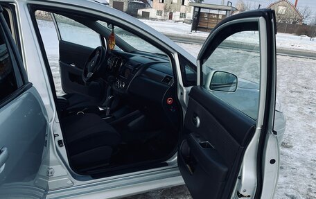 Nissan Tiida, 2011 год, 730 000 рублей, 8 фотография