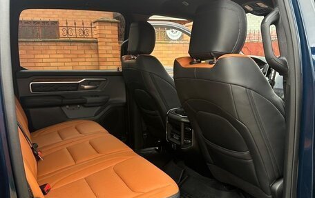 Rambler 1500, 2021 год, 5 800 000 рублей, 7 фотография