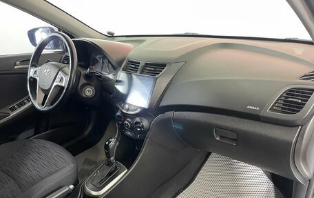 Hyundai Solaris II рестайлинг, 2015 год, 1 169 000 рублей, 8 фотография