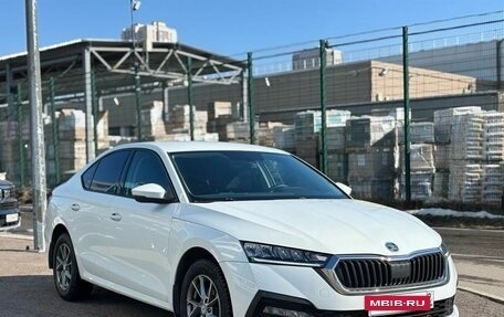 Skoda Octavia IV, 2021 год, 1 980 000 рублей, 7 фотография