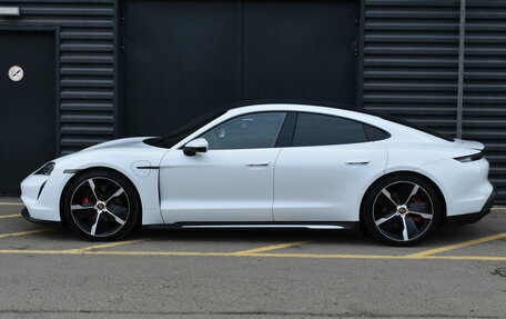 Porsche Taycan I, 2021 год, 7 390 000 рублей, 2 фотография