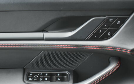 Porsche Taycan I, 2021 год, 7 390 000 рублей, 21 фотография