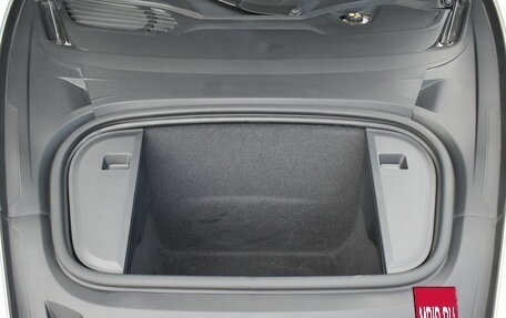 Porsche Taycan I, 2021 год, 7 390 000 рублей, 36 фотография