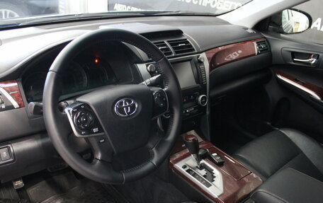 Toyota Camry, 2014 год, 1 683 000 рублей, 6 фотография