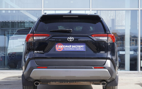 Toyota RAV4, 2019 год, 2 950 000 рублей, 6 фотография