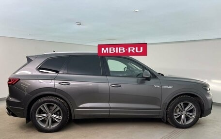 Volkswagen Touareg III, 2019 год, 5 580 000 рублей, 6 фотография