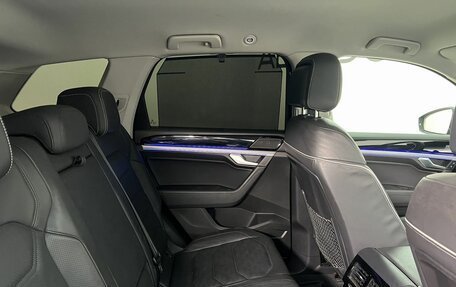 Volkswagen Touareg III, 2019 год, 5 580 000 рублей, 10 фотография