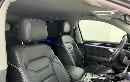 Volkswagen Touareg III, 2019 год, 5 580 000 рублей, 14 фотография