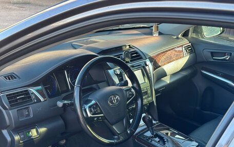 Toyota Camry, 2015 год, 1 990 000 рублей, 5 фотография