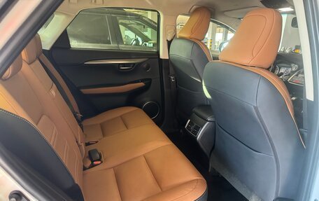 Lexus NX I, 2018 год, 4 000 000 рублей, 18 фотография