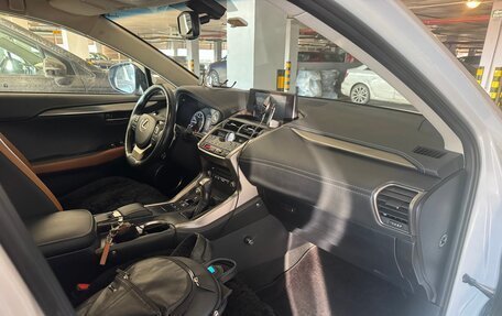 Lexus NX I, 2018 год, 4 000 000 рублей, 14 фотография