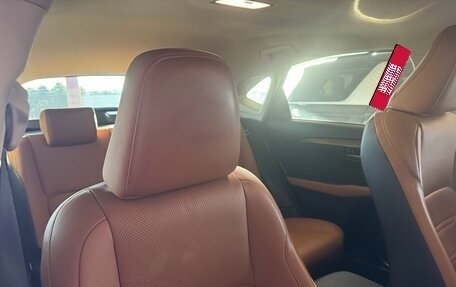 Lexus NX I, 2018 год, 4 000 000 рублей, 15 фотография