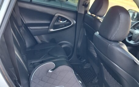 Toyota RAV4, 2011 год, 1 375 000 рублей, 15 фотография