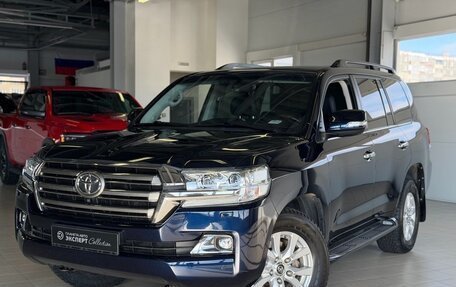 Toyota Land Cruiser 200, 2017 год, 6 650 000 рублей, 1 фотография