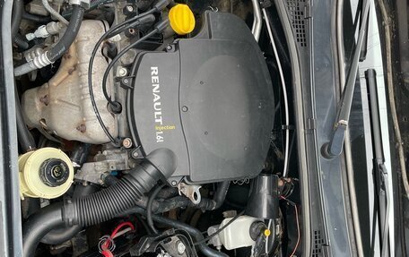 Renault Logan I, 2010 год, 357 000 рублей, 2 фотография