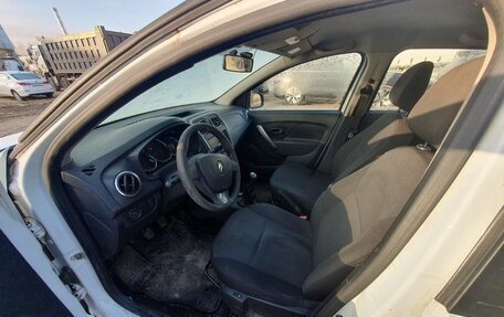 Renault Logan II, 2018 год, 630 819 рублей, 8 фотография