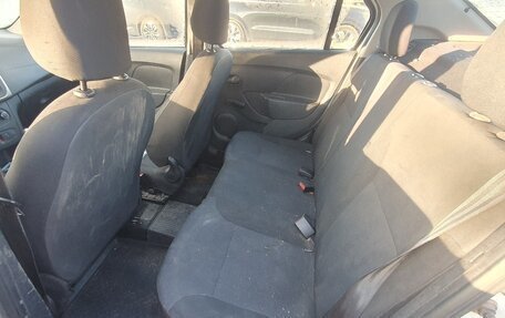 Renault Logan II, 2018 год, 630 819 рублей, 9 фотография