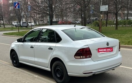 Volkswagen Polo VI (EU Market), 2016 год, 650 000 рублей, 2 фотография