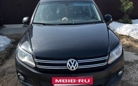 Volkswagen Tiguan I, 2012 год, 940 000 рублей, 2 фотография
