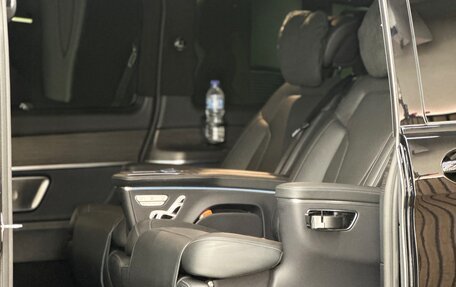 Mercedes-Benz V-Класс, 2024 год, 15 200 000 рублей, 10 фотография