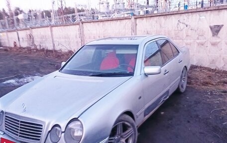 Mercedes-Benz E-Класс, 1997 год, 90 000 рублей, 4 фотография