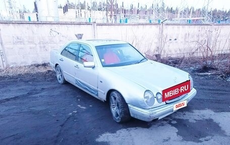 Mercedes-Benz E-Класс, 1997 год, 90 000 рублей, 2 фотография