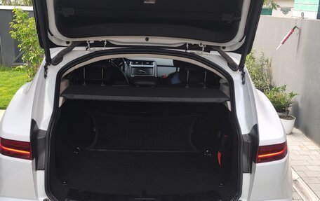 Jaguar E-Pace, 2018 год, 2 900 000 рублей, 7 фотография