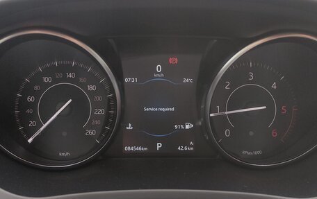 Jaguar E-Pace, 2018 год, 2 900 000 рублей, 16 фотография