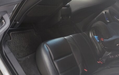 Jaguar E-Pace, 2018 год, 2 900 000 рублей, 15 фотография