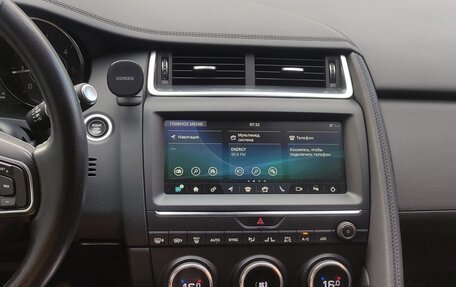 Jaguar E-Pace, 2018 год, 2 900 000 рублей, 19 фотография